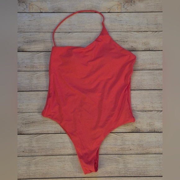 NWT Zara Sarah Coral One-Shoulder Swim One Piece Bathing Suit Size Medium - Picture 5 of 10